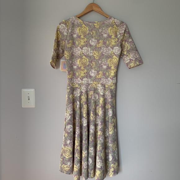 NWT Yellow and lavender rose patterned Nicole dress - Picture 6 of 7